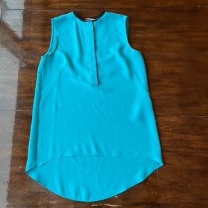 Gorgeous tahari blue blouse with hidden buttons